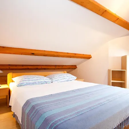 Apartment Davorka Punat