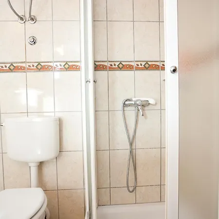 Davorka Apartment *