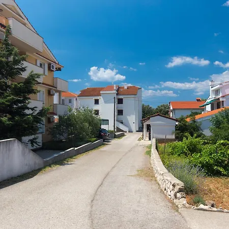 Apartment Davorka Punat